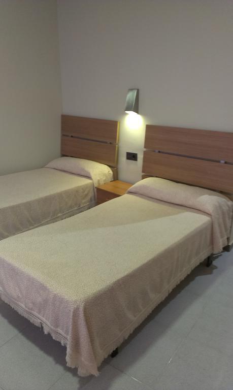 Hostal Bisbal Only Adults No Ac Valência Quarto foto